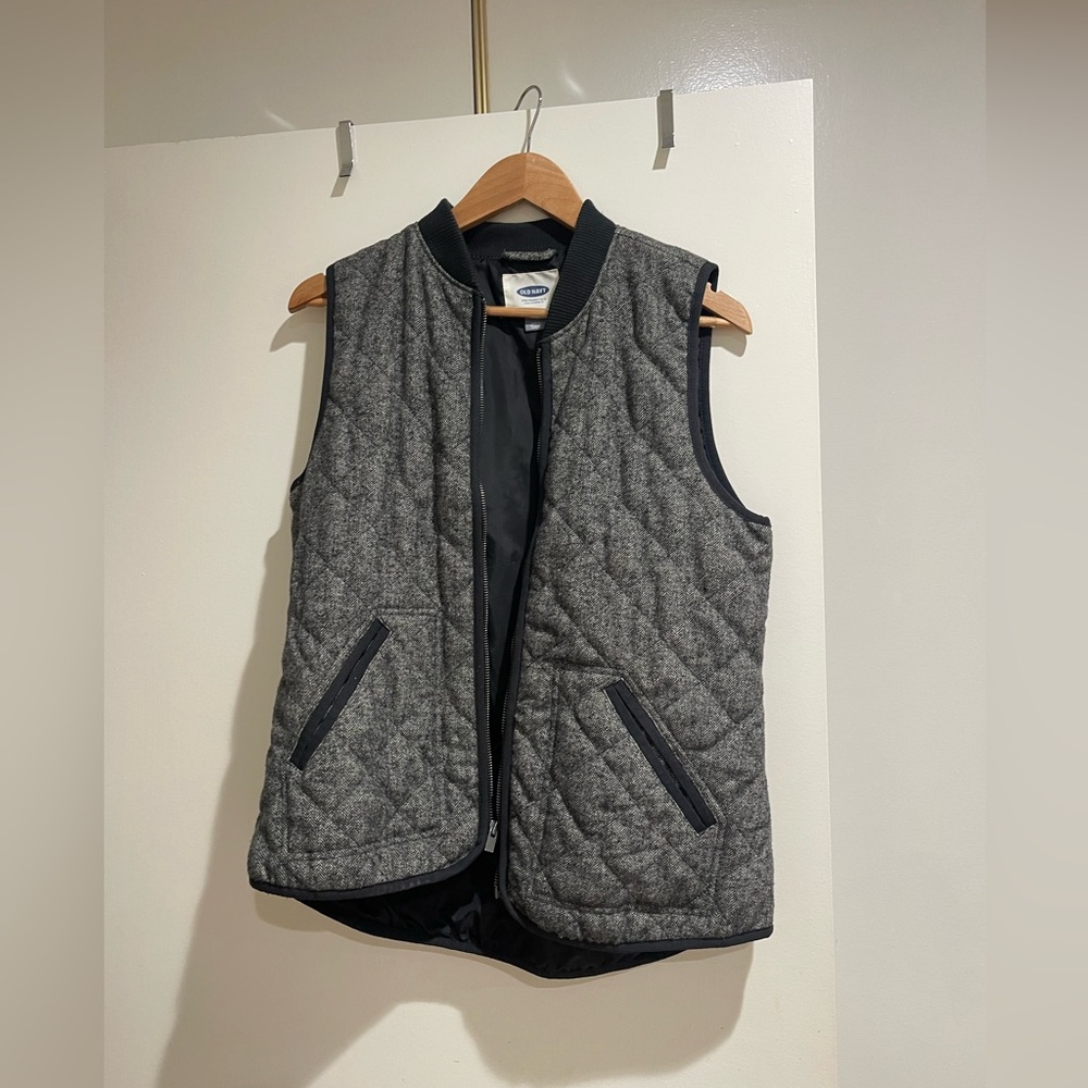 Old Navy Gray Herringbone Vest